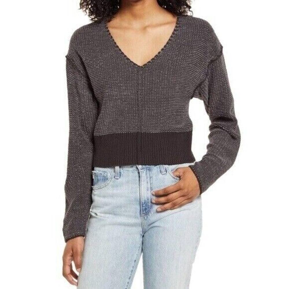 Socialite Slouchy Loop V-Neck Pullover Sweater Size MEDIUM in Charcoal NWT